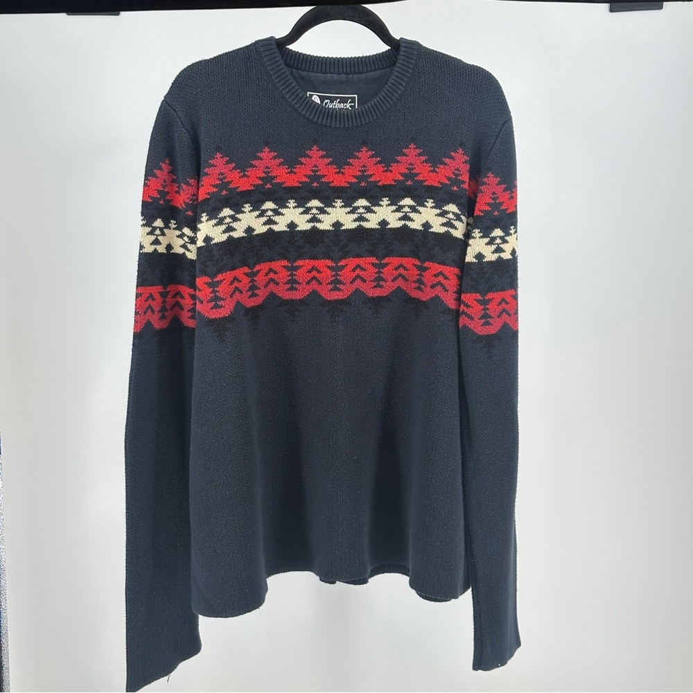 Men's XL Crewneck Sweater with Red and‎ Cream Pattern